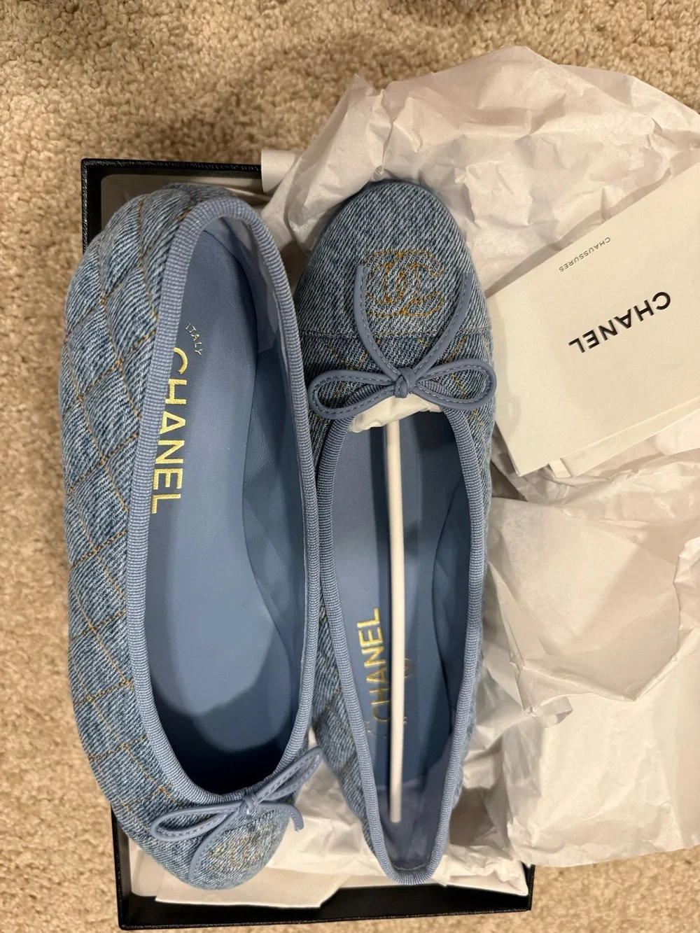 NIB Authentic 2026 CHANEL Women's Light Blue Quilted Ballet Flats 💙💙